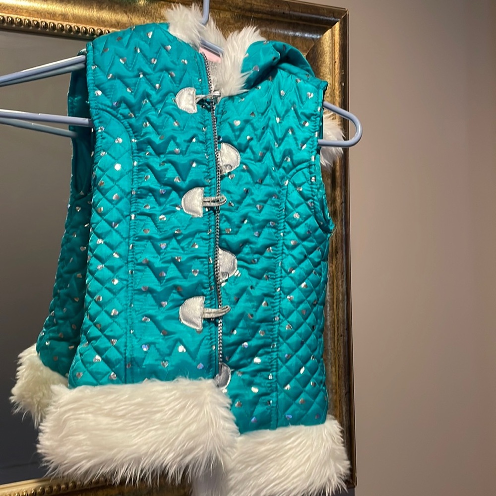 Girls hooded vest